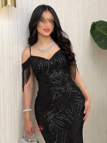 فستان سهرة ماسك استرتش ترتر مزين بالخرز عالكتف