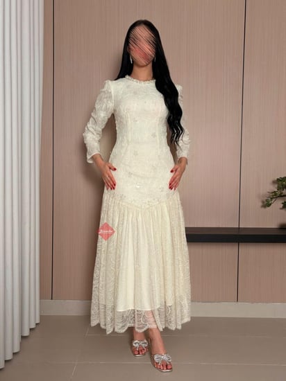 فساتين سهرة أكمام طويلة ناعمة