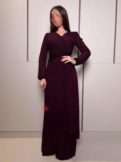 موقع فساتين سهرة فخمة