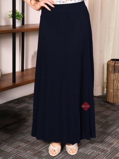 تنورة ماكسي تنورة طويلة تنورة كسرات تنورة كلوش تنورة قصيرة تنانير