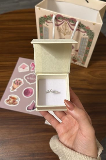 خاتم KARTZ نسائي فضه عيار 925