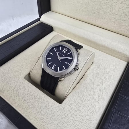 ساعةبولغري  اوكتو للرجال اسود كلاسيك