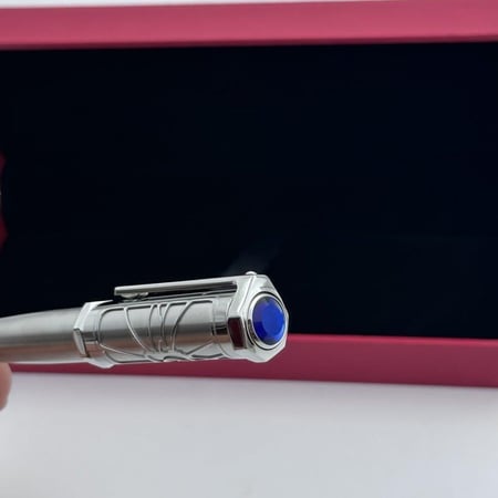 قلم كارتير فضي