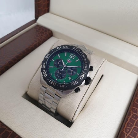 ساعة تاغ هوير فورمولا 1 فضي مع زيتي