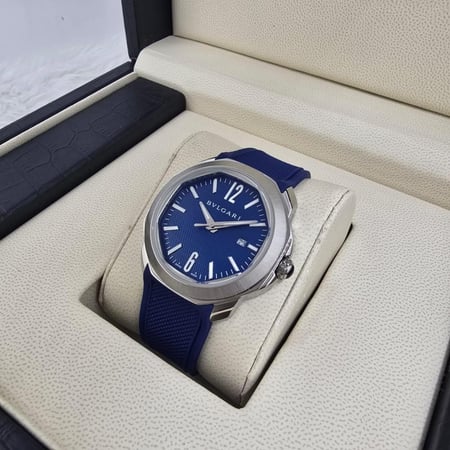 ساعةبولغري  اوكتو للرجال ازرق مع فضي