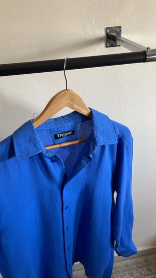 قميص كتان ازرق