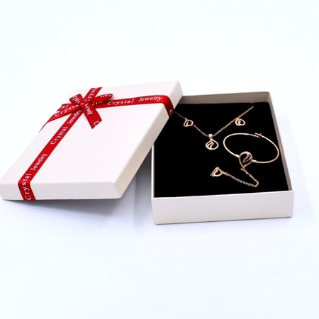 إكسسوار طقم بناتي صغير ذهبي 5 قطع