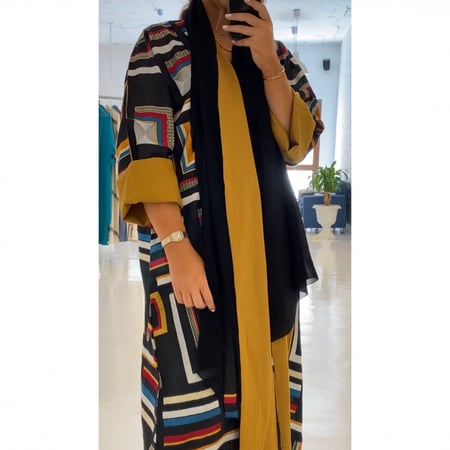عبايات نسائية