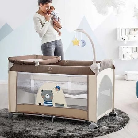 سرير اطفال مع محبس