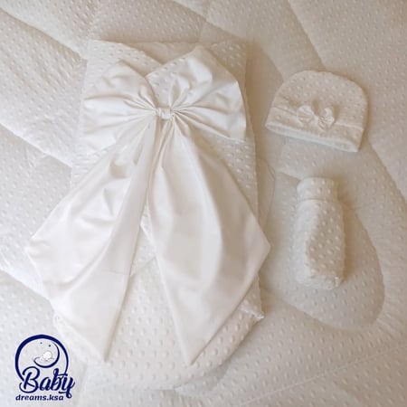 طقم مفرش سرير نفاس- اف وايت