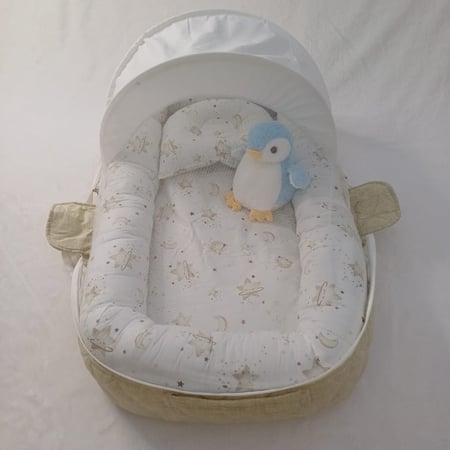 مفرش وشنطة أطفال متنقل قابل للطي