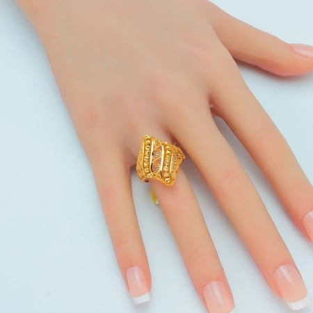 خاتم ذهب عيار 21 وزن 4.19 جرام