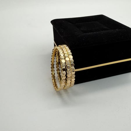 اجمل غوايش ذهب شومية اطفال عيار 21