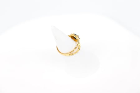 افضل خاتم ذهب فخم تصميم الماسي عالمى ازرق اللون عيار 18 وزن 2,9جرام