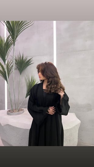 عبايه دبل كلوش اسود