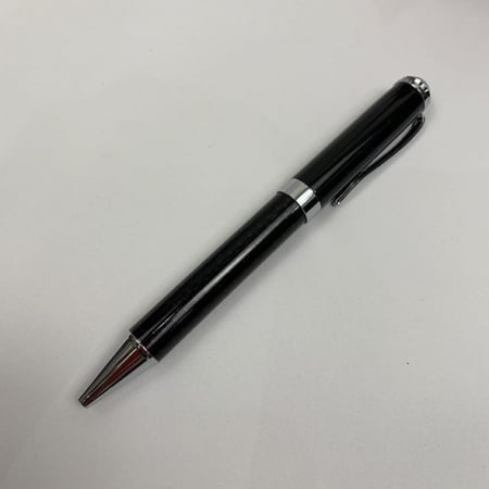 قلم رجالي أسود بفضي