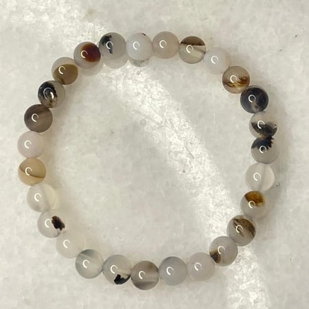 اسوارة من حجر العقيق الطبيعي المصور