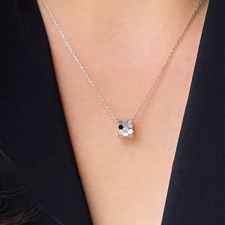 سلسال ( Honey bee )