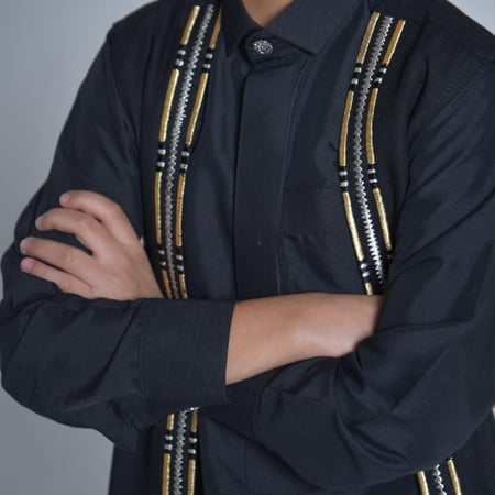 ثوب و سديري العيد - أسود و ذهبي