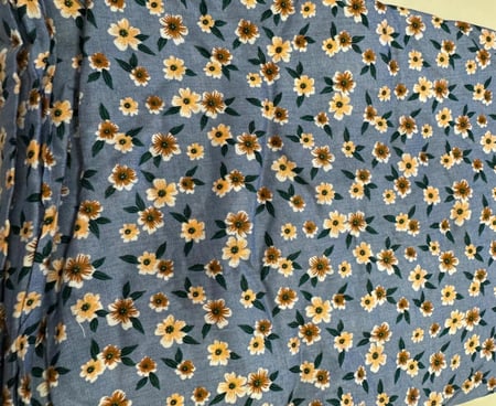 شرشف مطاط مشجر بدون كلفة سادة