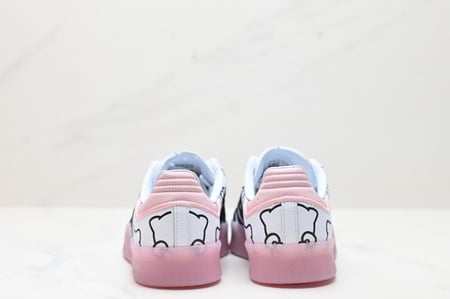 Adidas Samba Hello Kitty