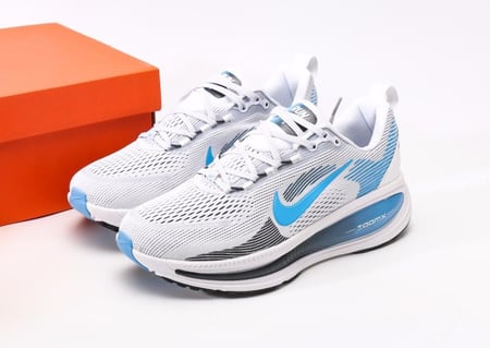 Nike Vomero 18