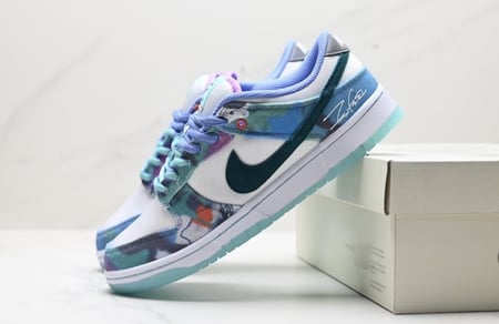 Nike x Futura Laboratories SB Dunk Low "Bleached Aqua