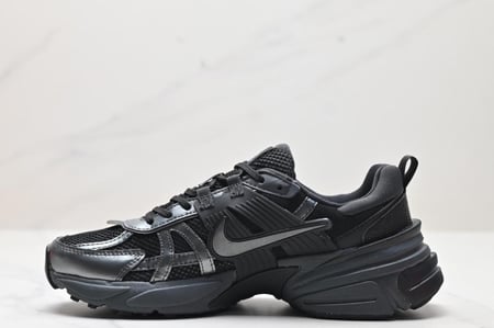 Nike V2K Run "Black Anthracite