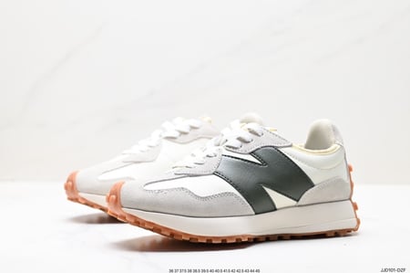 New Balance 327