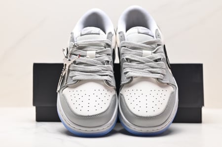 Dior x Air Jordan 1 Low