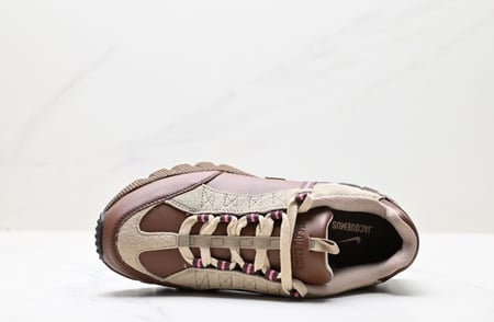 Jacquemus x Nike  Air Humara Lx Brown