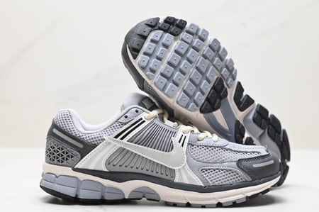 Nike Zoom Vomero 5