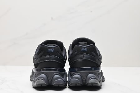 New Balance 9060 Black