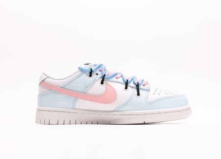 Nike SB Dunk Low