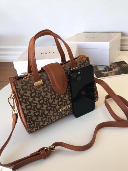 شنط دكني DKNY كوالتي يتوفر عدة اللوان الحجم موضح بالصور