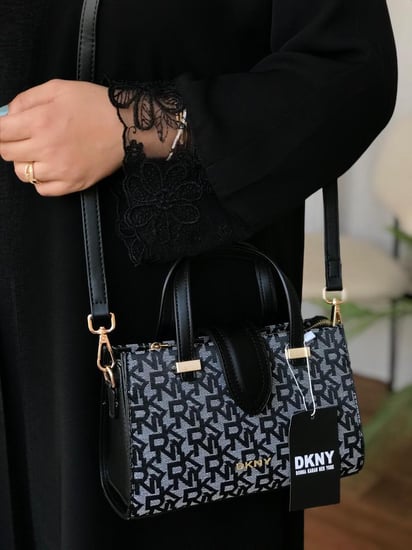 شنط دكني DKNY كوالتي يتوفر عدة اللوان الحجم موضح بالصور