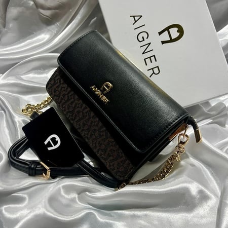 حقيبةAigner النسائية