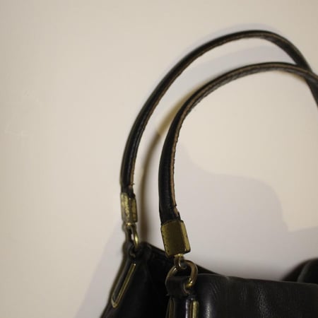 2007 coach kristen leather hobo