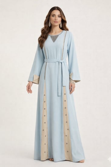 جلابية ناعمة بتصميم عصري وتفاصيل راقية