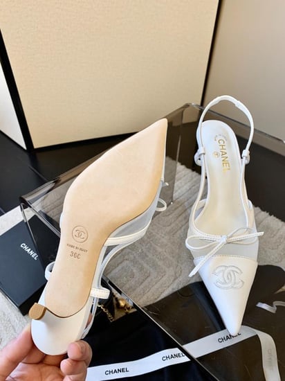 Chanel bow heels
