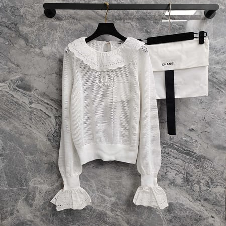 Chanel top