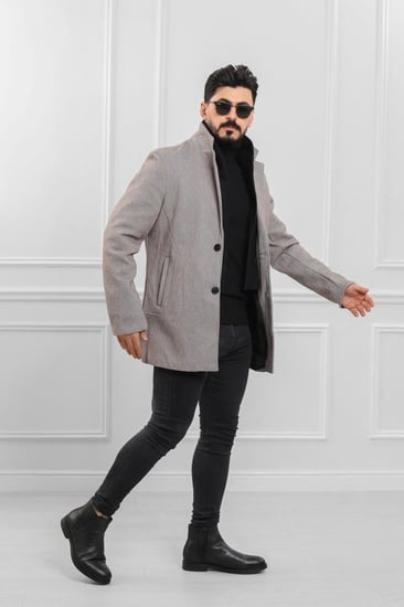 معطف بياقة عالية بمظهر صوف