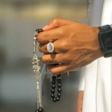 فخامة الأهداء طقم سبحه خاتم ملكي