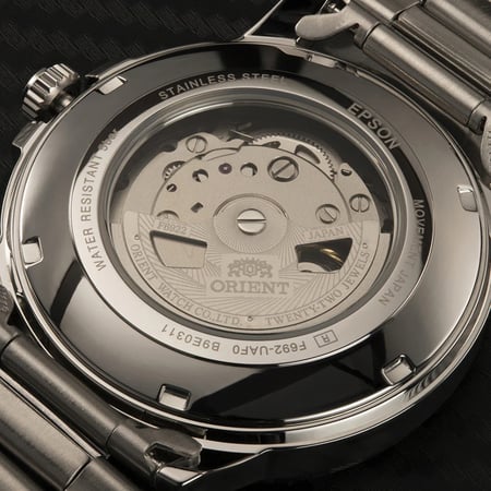 ساعة أورينت عصرية كوارتز رجالية - RA-AA0C01B39B.A