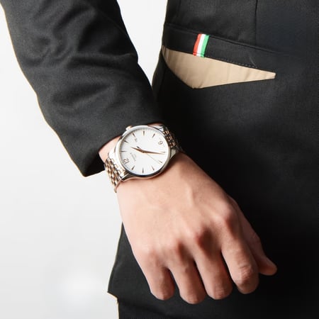 ساعة تيسو تراديشن كوارتز رجالية - T063.610.22.037.01