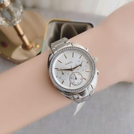 ساعة فوسيل ڤيل كوارتز نسائية – BQ3657