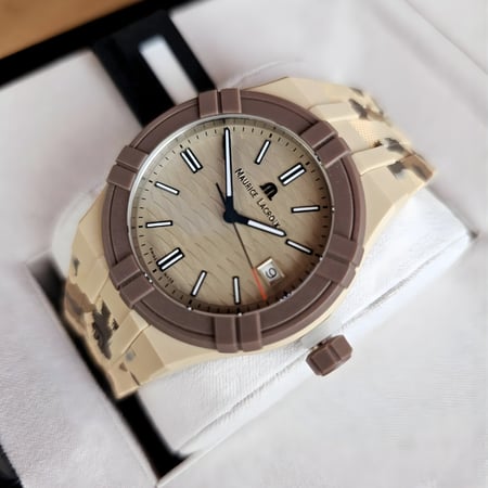 ساعة موريس لاكروا إيكون تايد كوارتز رجالية - AI2008-IJJIZ-000-0