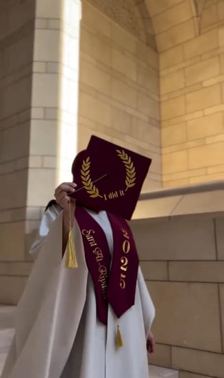 عبايات تخرج