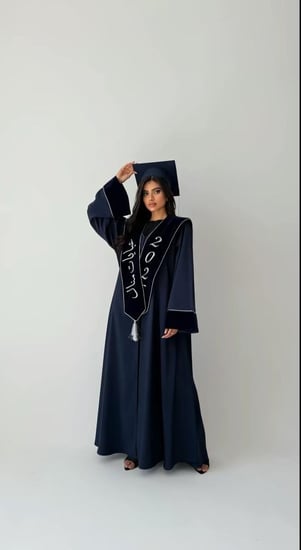عبايات تخرج
