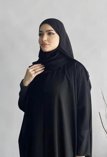 عبايه العمره من متجرلوس